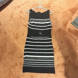 WHBM Womens black and white sleeveless Dress - size 6